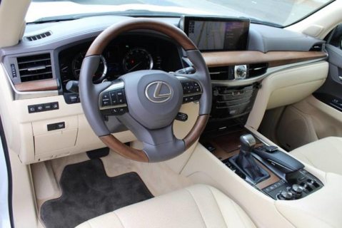Lexus Lx570 2017.....$15000...Whatsapp +17027205846 4