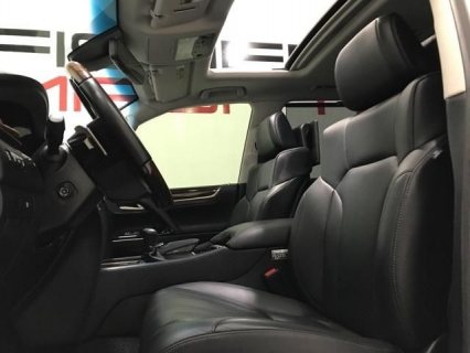 Lexus LX570 Full Options 2017 model  3