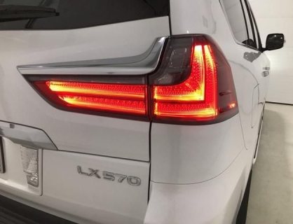 2017  Lexus LX570 Cruise Control 5