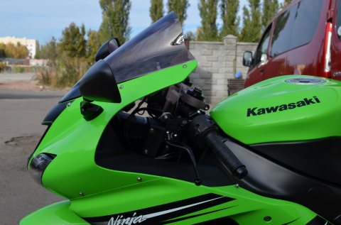 2010 Kawasaki  ZX6R Ninja 4