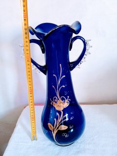 مزهرية انتيك من الزجاج الأزرق الفرنسي المطلي بماء الذهب  3
