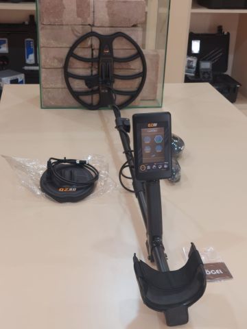 جهاز كشف الذهب والكنوز والذهب الخام QZ 80  الالماني  3