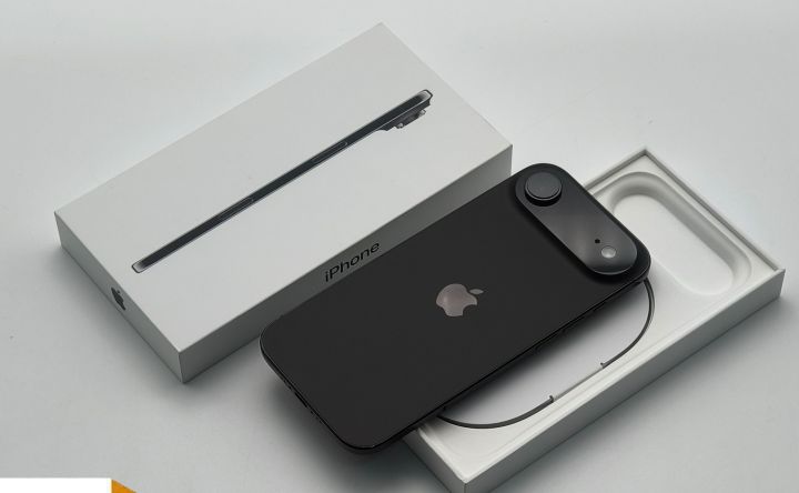 Apple iPhone 17 Pro Max, iPhone 17 Pro, iPhone 17 , iPhone Air 8