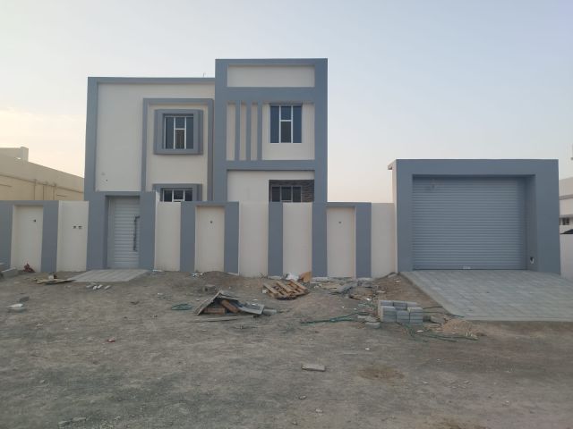 بيت قيد الانشاء في سمائل العوينه