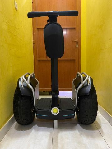 Electric Self Balancing Scooter in very good condition with minor 2