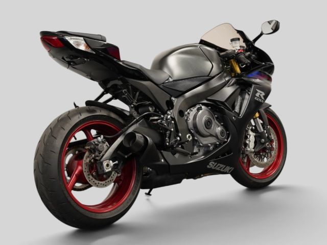 2026 Suzuki GSX-R750 3